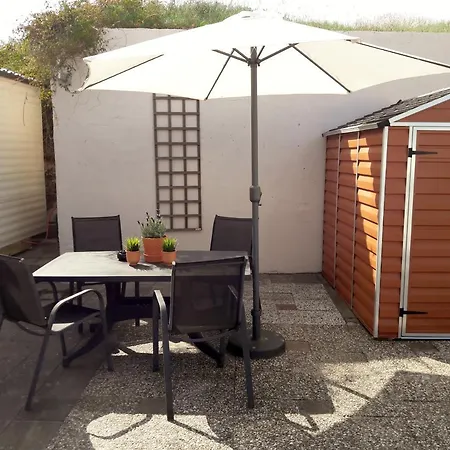 Dalile Aan Zee Vlakbij Het 샬레 *