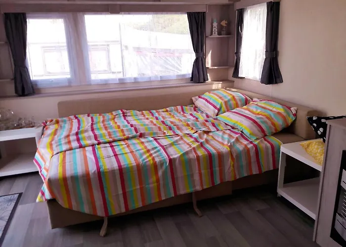 Chalet Dalile Aan Zee Vlakbij Het