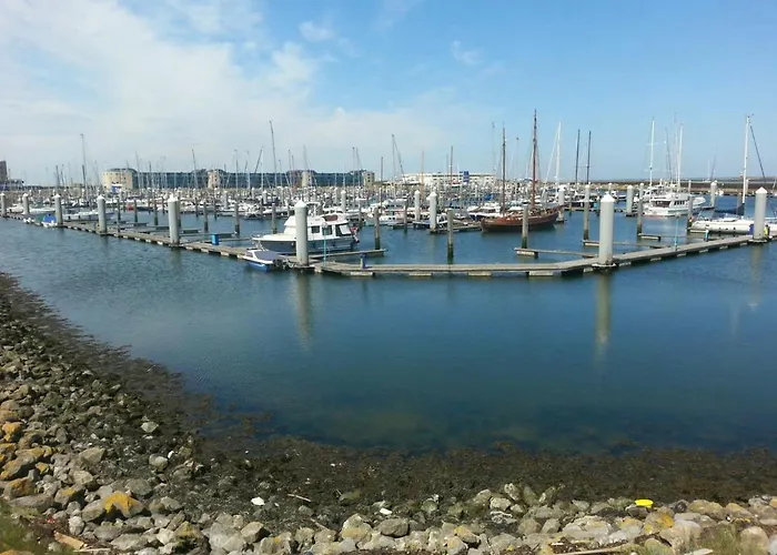 Chalet Dalile Aan Zee Vlakbij Het