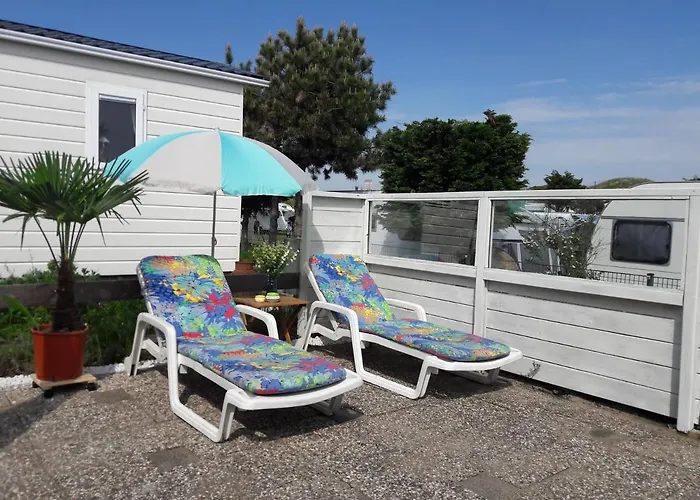 Chalet Dalile Aan Zee Vlakbij Het *